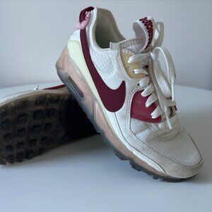Nike Air Max Terrascape 90 in 'Pomegranate'